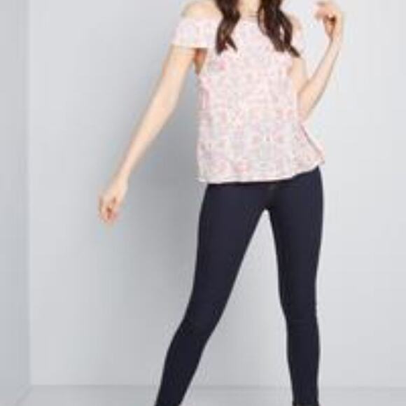 ModCloth Floral Off-Shoulder Top Size Medium - Picture 2 of 4